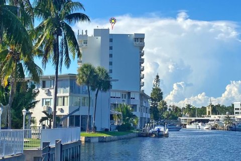 Купить кондоминиум в Норт-Майами, Флорида 1 спальня, 72.28м2, № 2043436 - фото 2