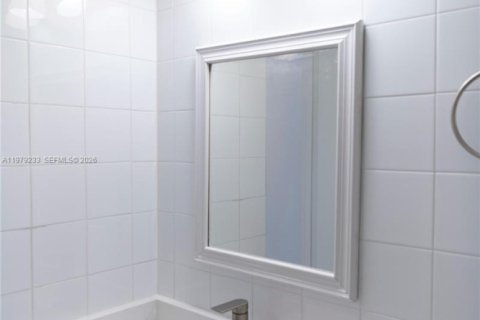 Купить кондоминиум в Норт-Майами, Флорида 1 спальня, 72.28м2, № 2043436 - фото 19