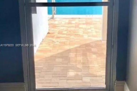 Купить кондоминиум в Норт-Майами, Флорида 1 спальня, 72.28м2, № 2043436 - фото 27