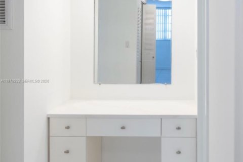 Купить кондоминиум в Норт-Майами, Флорида 1 спальня, 72.28м2, № 2043436 - фото 18