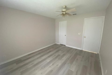 Condominio en alquiler en Orlando, Florida, 1 dormitorio, 58.25 m2 № 1902344 - foto 4