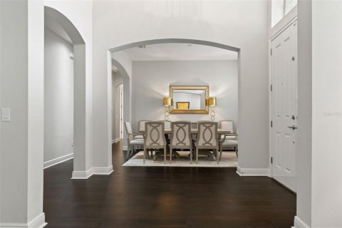 House in Tampa, Florida 5 bedrooms, 344.85 sq.m. № 2199928 - photo 6