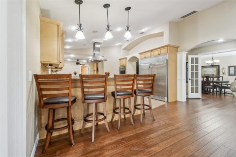 House in Brandon, Florida 5 bedrooms, 331.66 sq.m. № 1873965 - photo 11