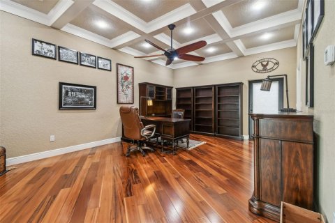 House in Brandon, Florida 5 bedrooms, 331.66 sq.m. № 1873965 - photo 30