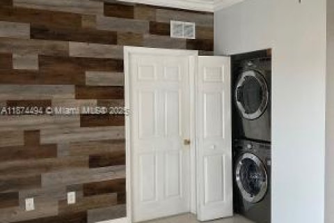 Condo in Hialeah, Florida, 3 bedrooms  № 1925932 - photo 5