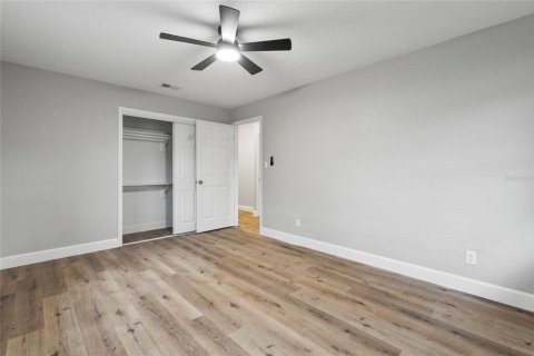 House in DeBary, Florida 3 bedrooms, 162.86 sq.m. № 1886983 - photo 25