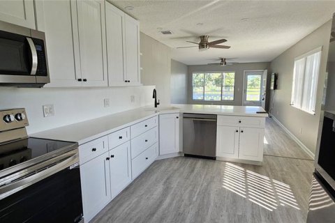 Condominio en venta en Clearwater, Florida, 2 dormitorios, 102.19 m2 № 1687896 - foto 3