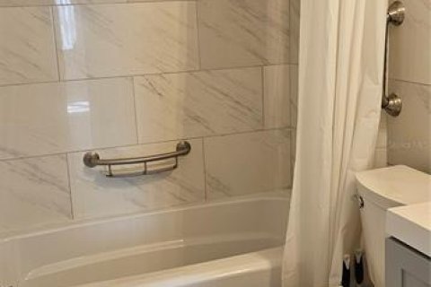 Condominio en venta en Clearwater, Florida, 2 dormitorios, 102.19 m2 № 1687896 - foto 4