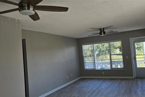 Condominio en venta en Clearwater, Florida, 2 dormitorios, 102.19 m2 № 1687896 - foto 14