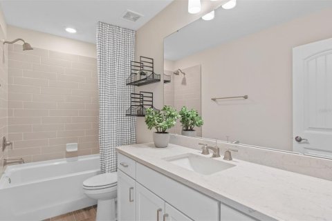 Casa en venta en Winter Garden, Florida, 5 dormitorios, 360.27 m2 № 1915124 - foto 27
