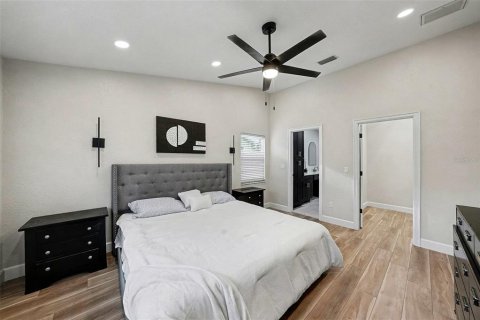Villa ou maison à vendre à Tampa, Floride: 4 chambres, 179.95 m2 № 2233499 - photo 21