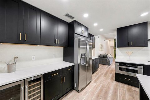 Villa ou maison à vendre à Tampa, Floride: 4 chambres, 179.95 m2 № 2233499 - photo 11