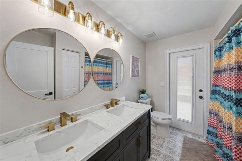 Villa ou maison à vendre à Tampa, Floride: 4 chambres, 179.95 m2 № 2233499 - photo 15