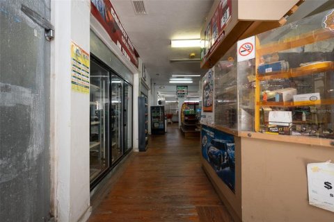 Immobilier commercial à vendre à Gainesville, Floride: 251.11 m2 № 1554388 - photo 10