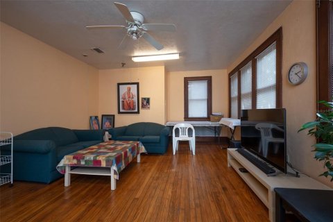Immobilier commercial à vendre à Gainesville, Floride: 251.11 m2 № 1554388 - photo 13