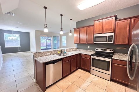Adosado en alquiler en Kissimmee, Florida, 3 dormitorios, 188.96 m2 № 1912442 - foto 5