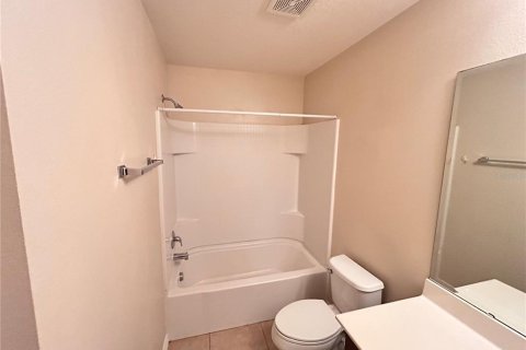 Adosado en alquiler en Kissimmee, Florida, 3 dormitorios, 188.96 m2 № 1912442 - foto 16