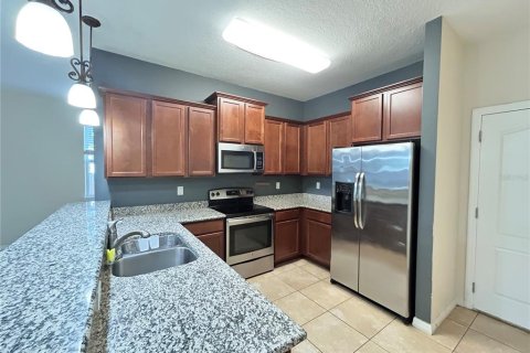 Adosado en alquiler en Kissimmee, Florida, 3 dormitorios, 188.96 m2 № 1912442 - foto 6