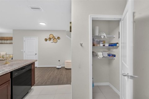 Adosado en venta en Gibsonton, Florida, 3 dormitorios, 137.31 m2 № 2197657 - foto 17