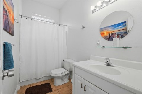 Villa ou maison à vendre à Weeki Wachee, Floride: 4 chambres, 231.7 m2 № 2425338 - photo 21