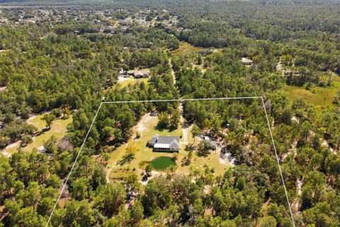 Villa ou maison à vendre à Weeki Wachee, Floride: 4 chambres, 231.7 m2 № 2425338 - photo 2