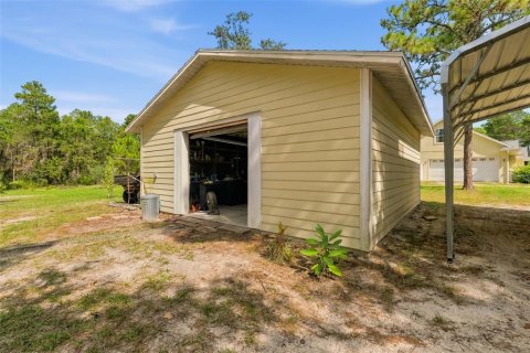 Villa ou maison à vendre à Weeki Wachee, Floride: 4 chambres, 231.7 m2 № 2425338 - photo 4