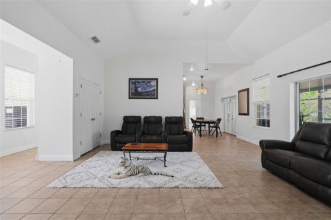 Villa ou maison à vendre à Weeki Wachee, Floride: 4 chambres, 231.7 m2 № 2425338 - photo 29