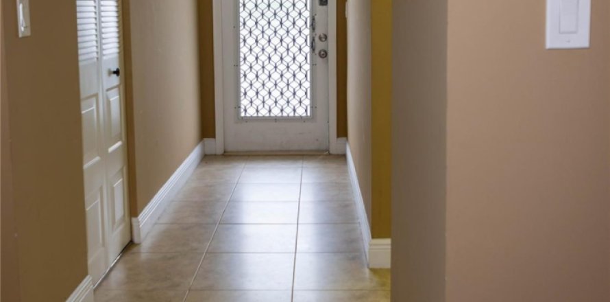 Condo à Margate, Floride, 2 chambres № 844129
