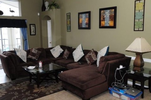 Villa ou maison à vendre à Kissimmee, Floride: 5 chambres, 198.44 m2 № 2127469 - photo 3