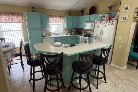 Villa ou maison à vendre à Kissimmee, Floride: 5 chambres, 198.44 m2 № 2127469 - photo 14