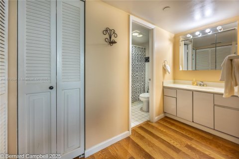 Condo in Pembroke Pines, Florida, 3 bedrooms  № 1924385 - photo 18
