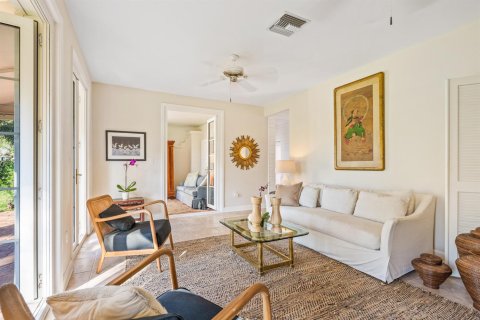 House in Vero Beach, Florida 2 bedrooms, 146.88 sq.m. № 2146203 - photo 18