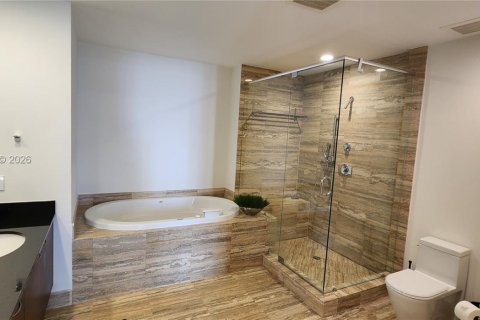 Copropriété à louer à Sunny Isles Beach, Floride: 3 chambres, 183.39 m2 № 2076679 - photo 17