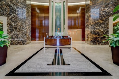 Copropriété à louer à Sunny Isles Beach, Floride: 3 chambres, 183.39 m2 № 2076679 - photo 5