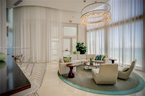 Copropriété à louer à Sunny Isles Beach, Floride: 3 chambres, 183.39 m2 № 2076679 - photo 3