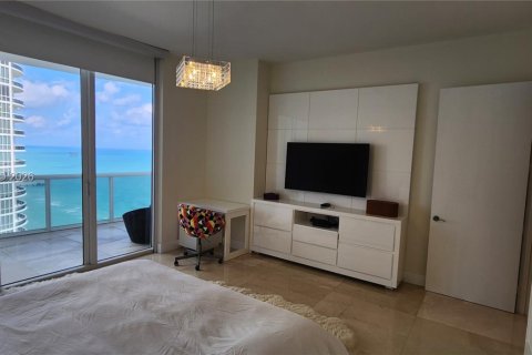 Copropriété à louer à Sunny Isles Beach, Floride: 3 chambres, 183.39 m2 № 2076679 - photo 13