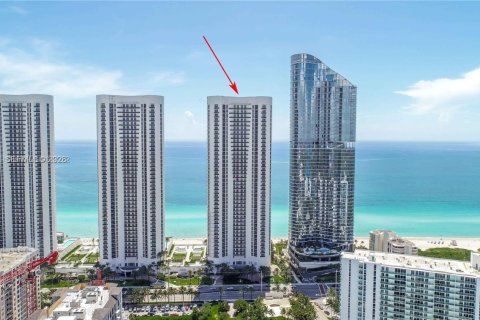Copropriété à louer à Sunny Isles Beach, Floride: 3 chambres, 183.39 m2 № 2076679 - photo 7