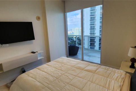 Copropriété à louer à Sunny Isles Beach, Floride: 3 chambres, 183.39 m2 № 2076679 - photo 21