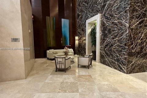 Copropriété à louer à Sunny Isles Beach, Floride: 3 chambres, 183.39 m2 № 2076679 - photo 9