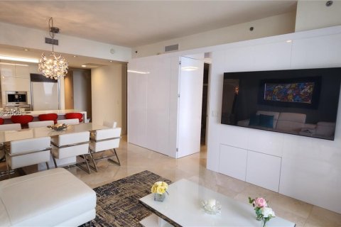 Copropriété à louer à Sunny Isles Beach, Floride: 3 chambres, 183.39 m2 № 2076679 - photo 29