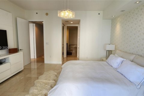 Copropriété à louer à Sunny Isles Beach, Floride: 3 chambres, 183.39 m2 № 2076679 - photo 16