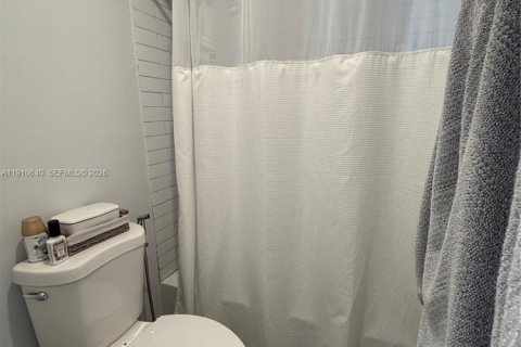 Купить таунхаус в Майами-Лейкс, Флорида 3 спальни, 146.97м2, № 1995771 - фото 20