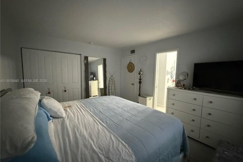 Купить таунхаус в Майами-Лейкс, Флорида 3 спальни, 146.97м2, № 1995771 - фото 19