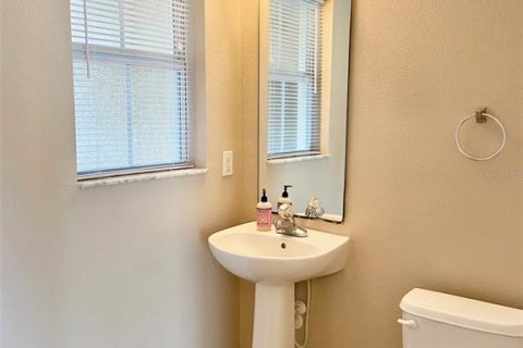 Touwnhouse à louer à Kissimmee, Floride: 3 chambres, 161.09 m2 № 2342769 - photo 10