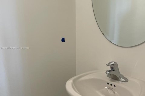 Купить виллу или дом в Майами, Флорида 3 спальни, 147.53м2, № 1967125 - фото 12