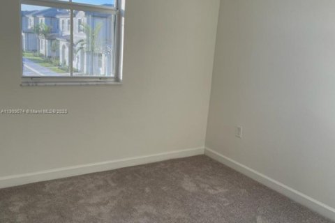 Купить виллу или дом в Майами, Флорида 3 спальни, 147.53м2, № 1967125 - фото 10