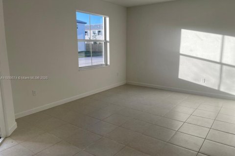 Купить виллу или дом в Майами, Флорида 3 спальни, 147.53м2, № 1967125 - фото 3