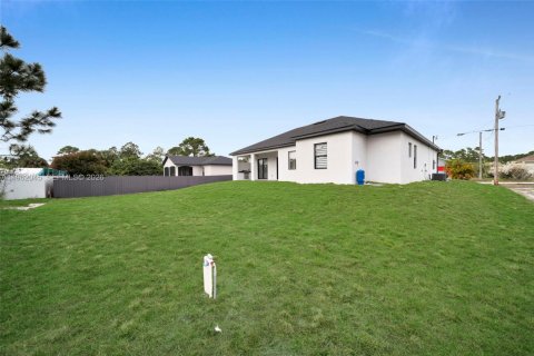 Villa ou maison à vendre à Lehigh Acres, Floride: 3 chambres № 2025251 - photo 13