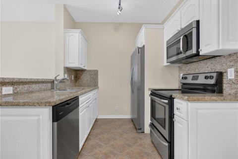 Townhouse in Weston, Florida 2 bedrooms, 90.95 sq.m. № 2392091 - photo 5