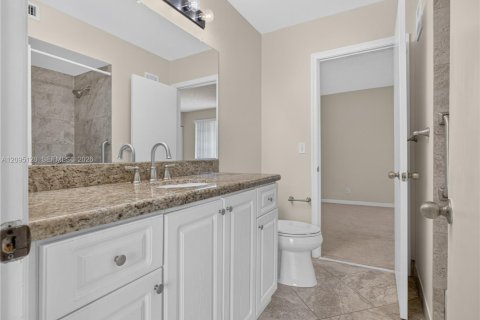 Townhouse in Weston, Florida 2 bedrooms, 90.95 sq.m. № 2392091 - photo 26
